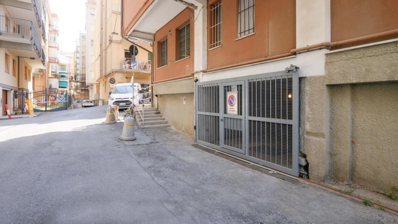 Babyaccommodation Family Panoramic I Pietra Ligure Buitenkant foto