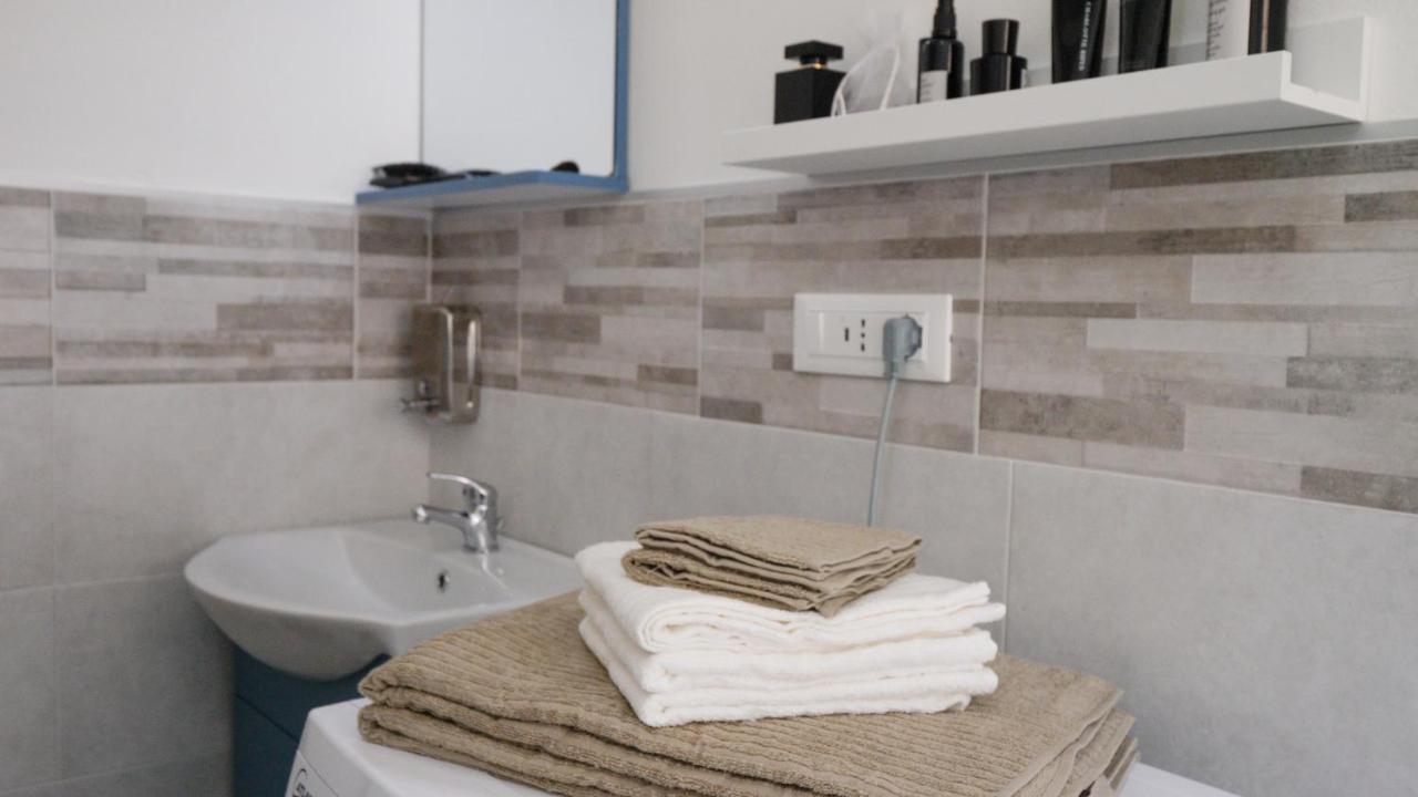 Babyaccommodation Family Panoramic I Pietra Ligure Buitenkant foto